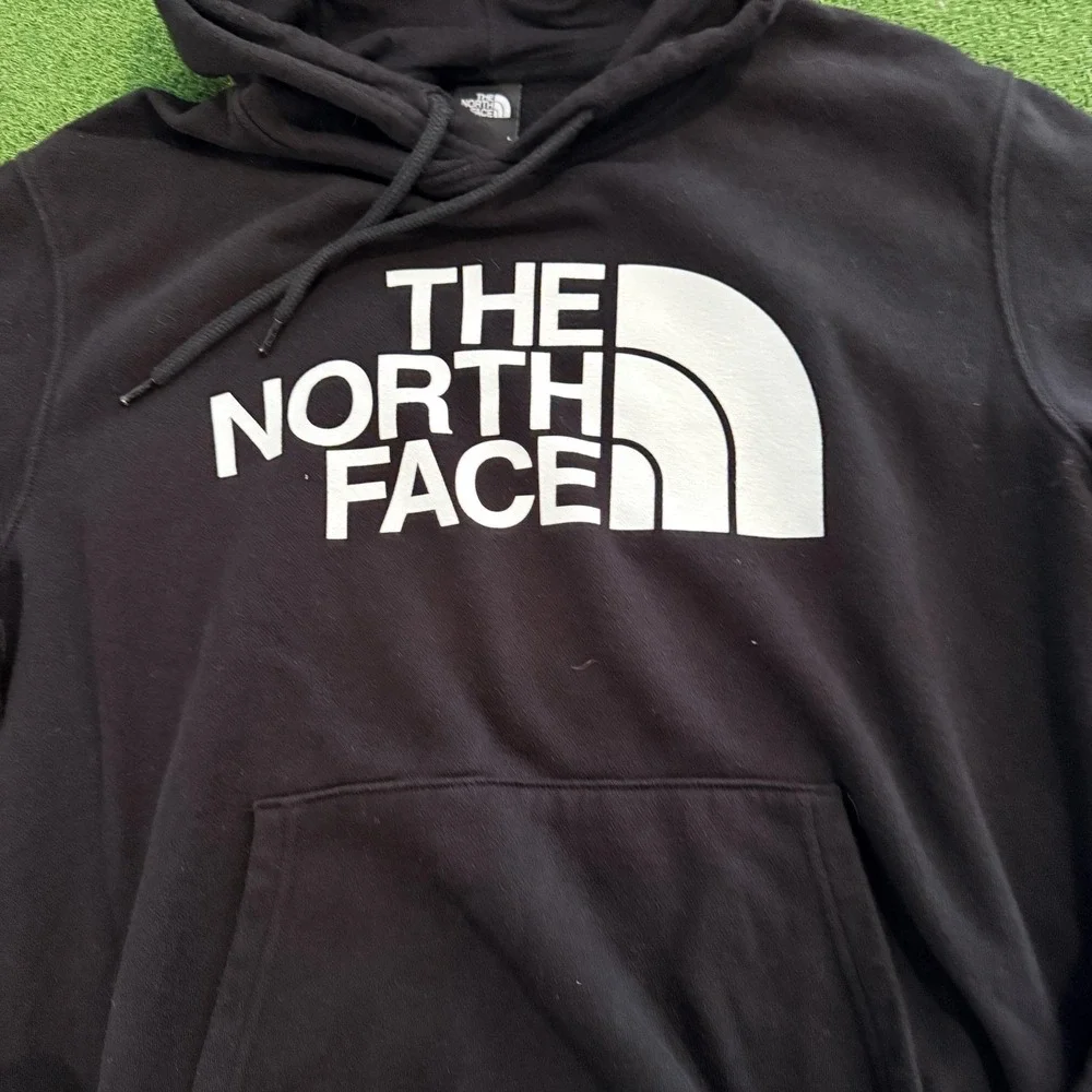 The North Face Hoodie Mens L Black Pullover Sweatshirt Logo Kangaroo Pocket